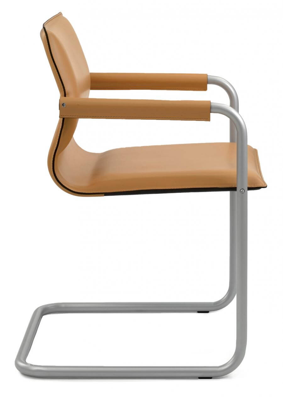 Lomacasa_Pellizzoni_Lybra-Poltrona_Descrizione