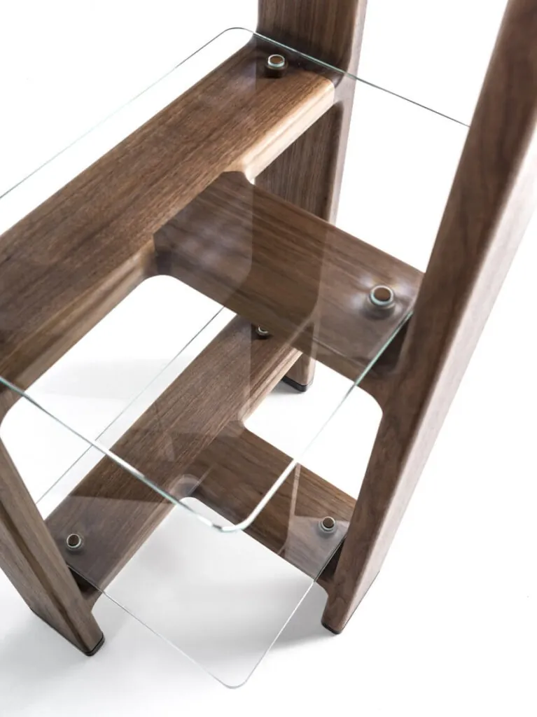 Lomacasa_Durame_Tofane-Mobile contenitore_Materials