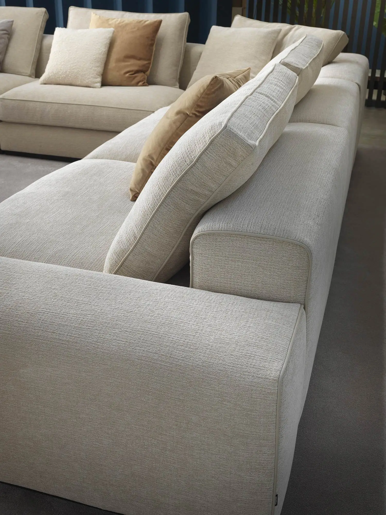 Lomacasa Marelli Alexander Divano Galleria 1-7