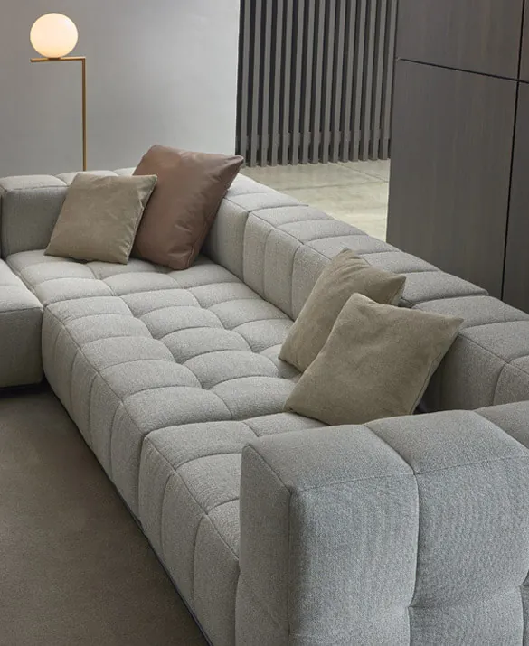 Lomacasa Marelli Clipper Sofa Hero
