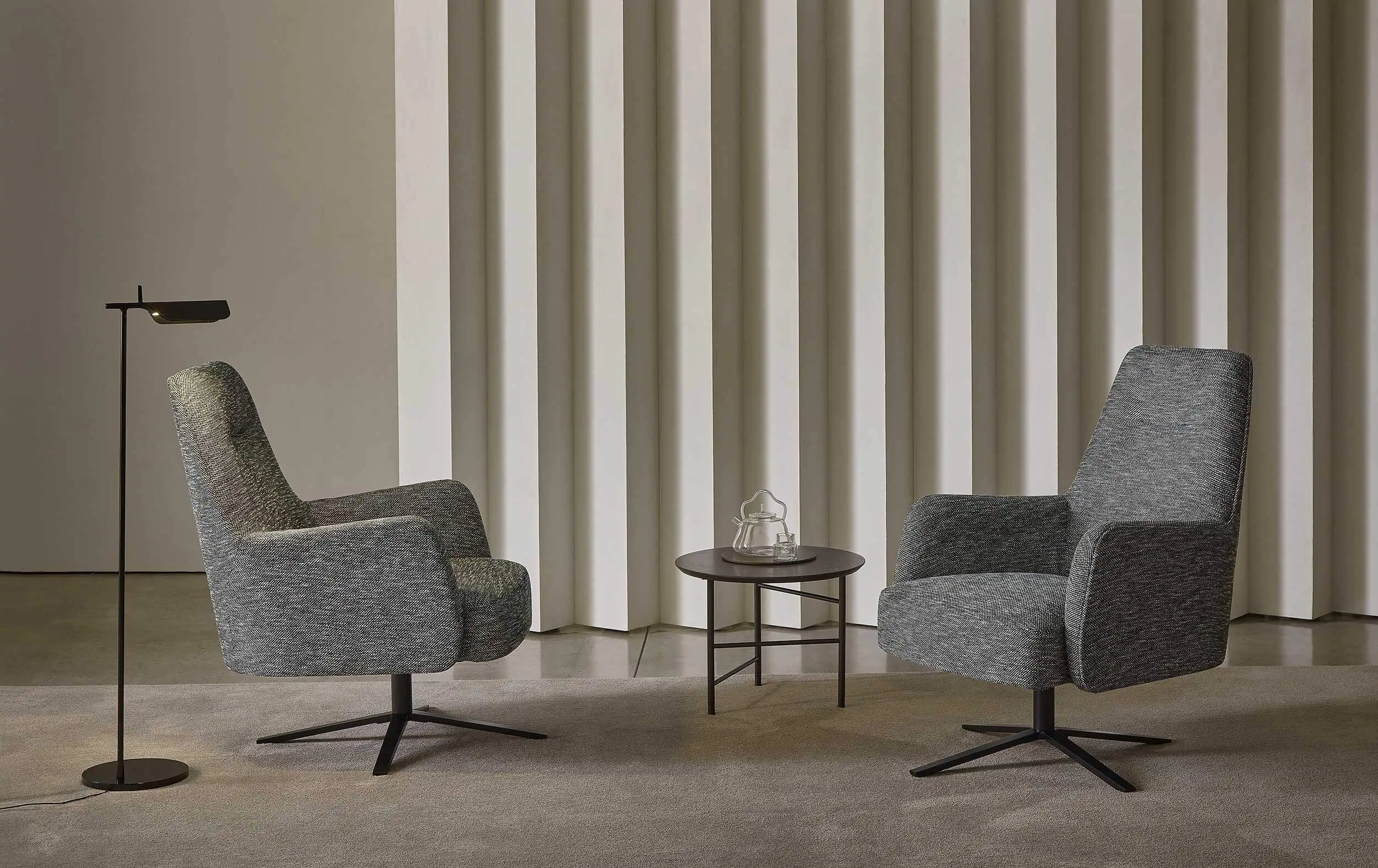 Lomacasa Marelli Clipper High Poltrona Galleria 1-12