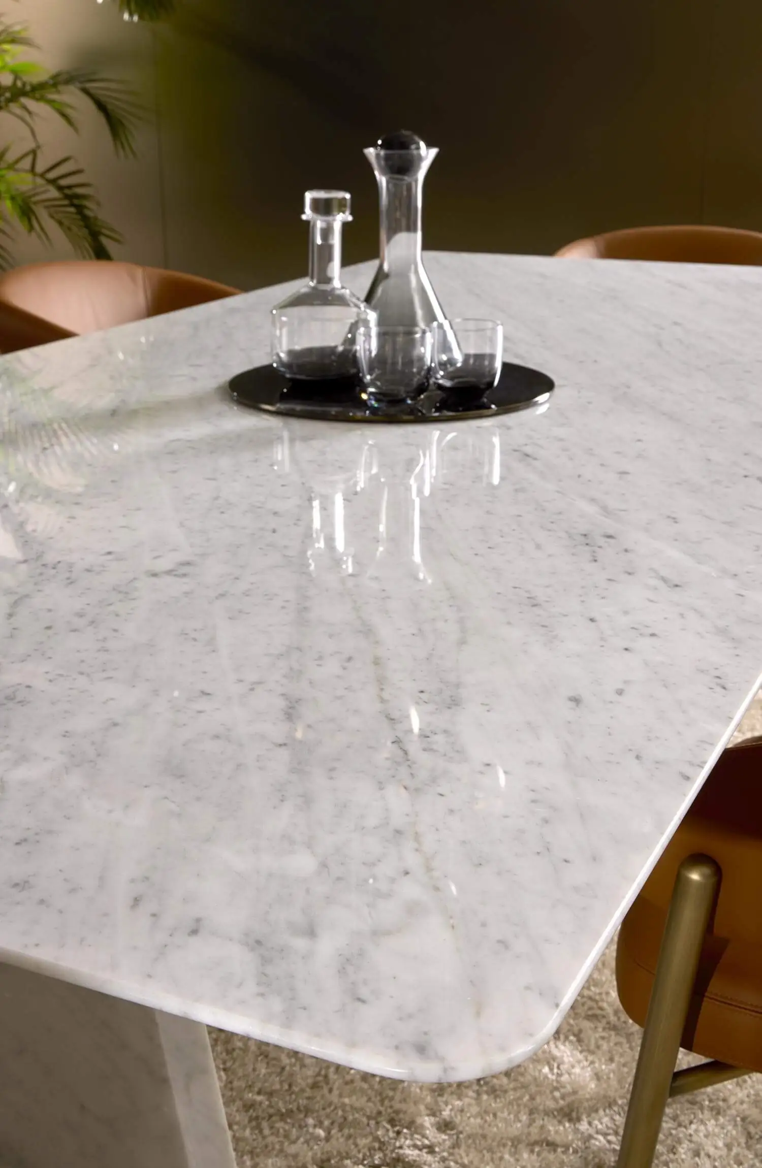 Lomacasa Marelli Hebo Dining Table Galleria 1-2