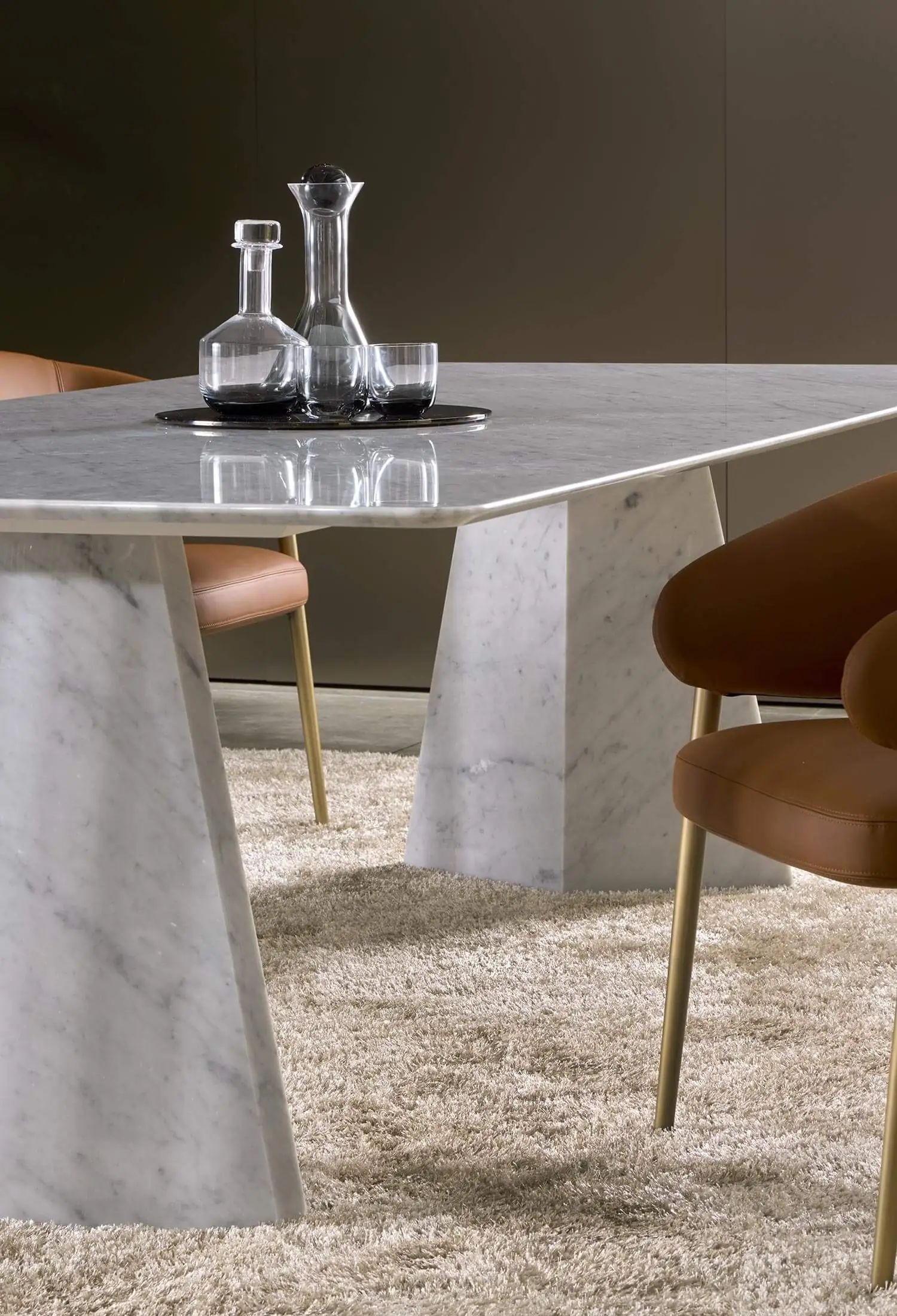 Lomacasa Marelli Hebo Dining Table Galleria 1-3