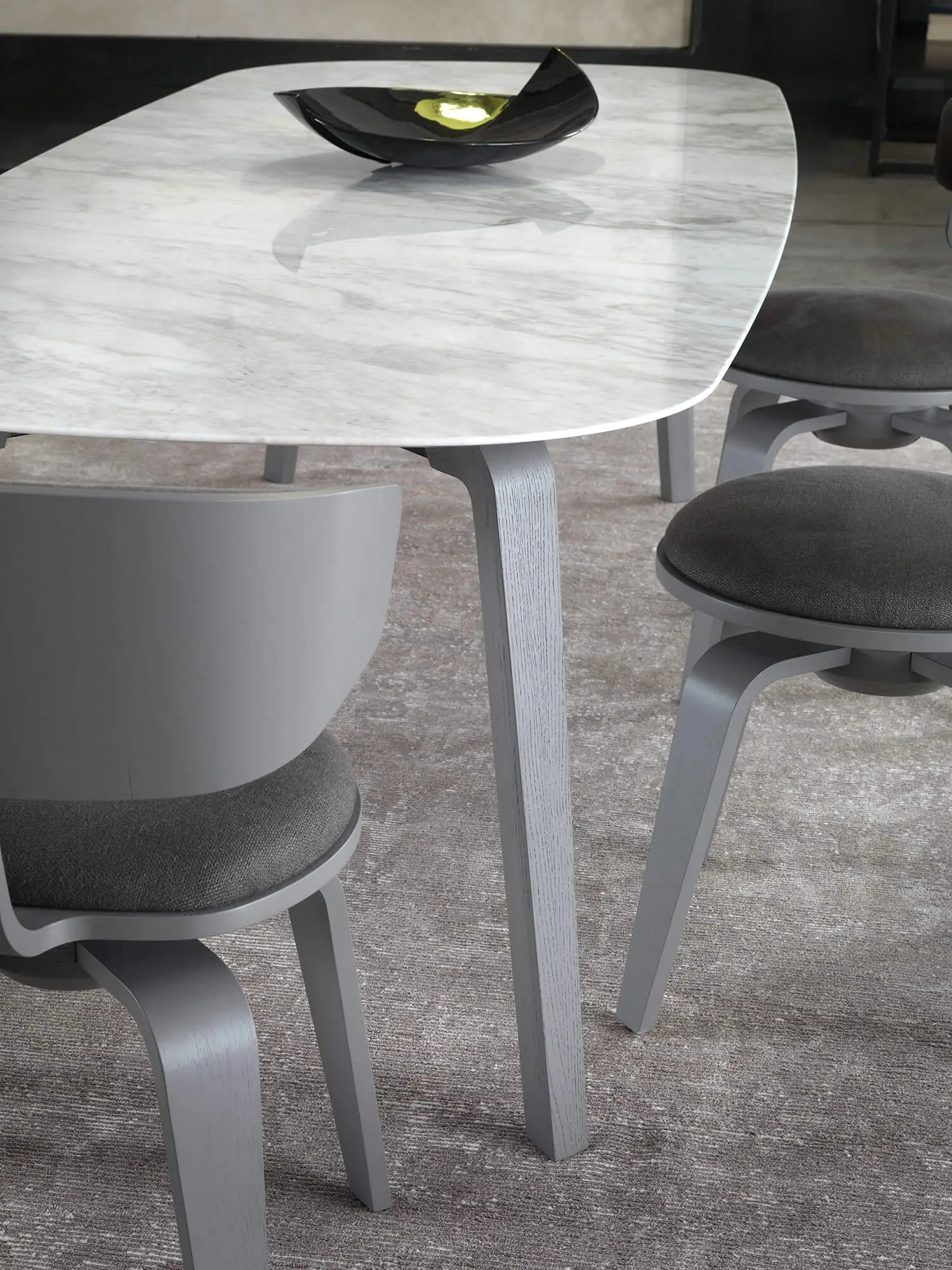 Lomacasa Marelli Mike Dining Table Galleria 1-3