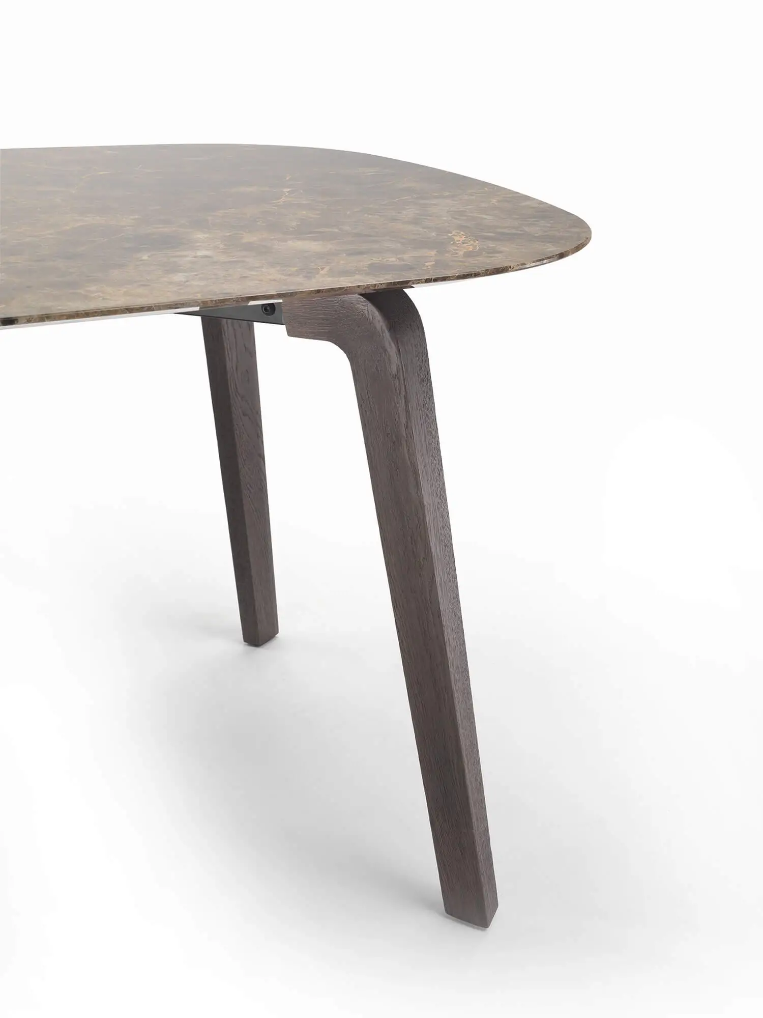 Lomacasa Marelli Mike Dining Table Galleria 2-4