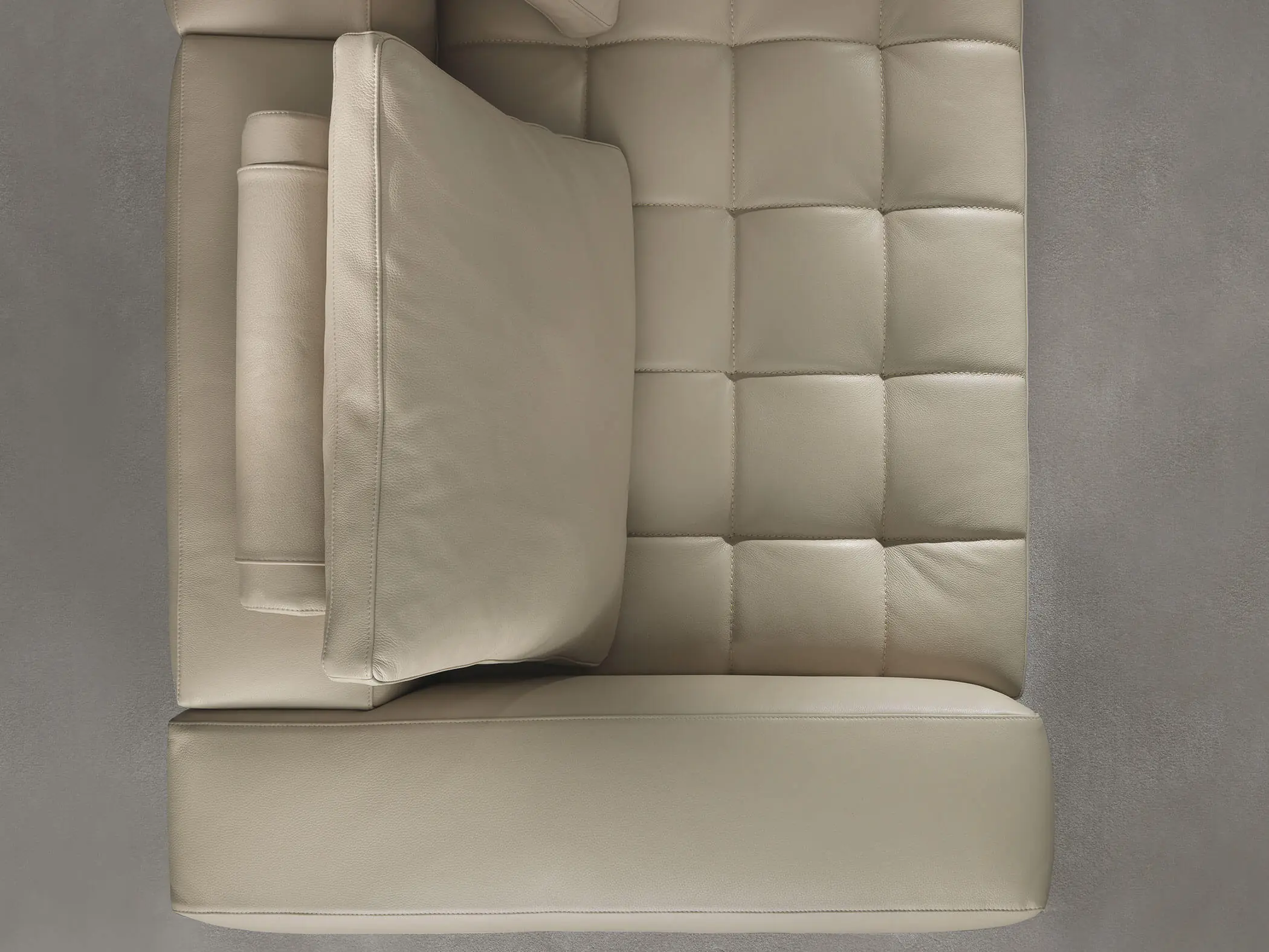 Lomacasa Marelli Richard Quilted Divano Galleria 1-11