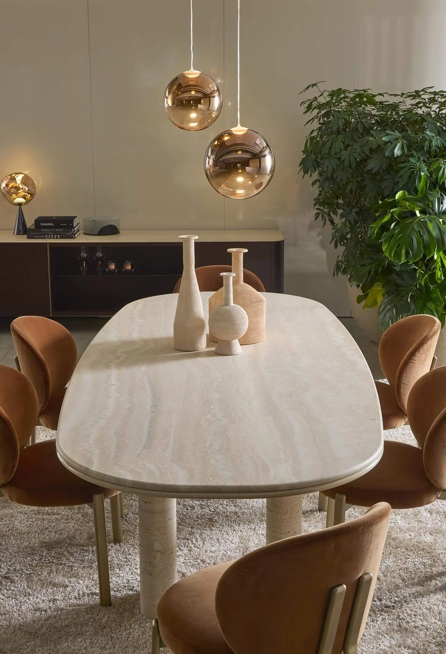 Lomacasa Marelli Simmy Dining Table Galleria 1-5
