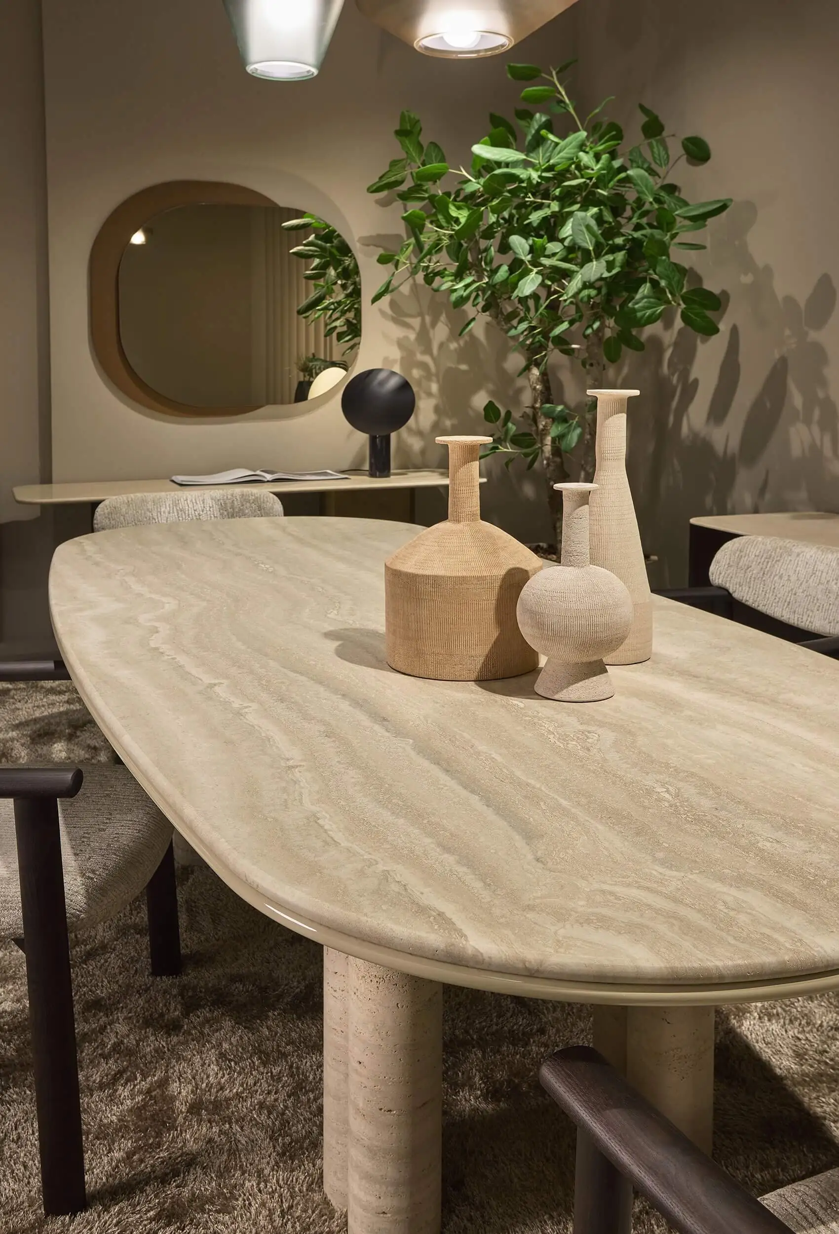 Lomacasa Marelli Simmy Dining Table Galleria 2-6