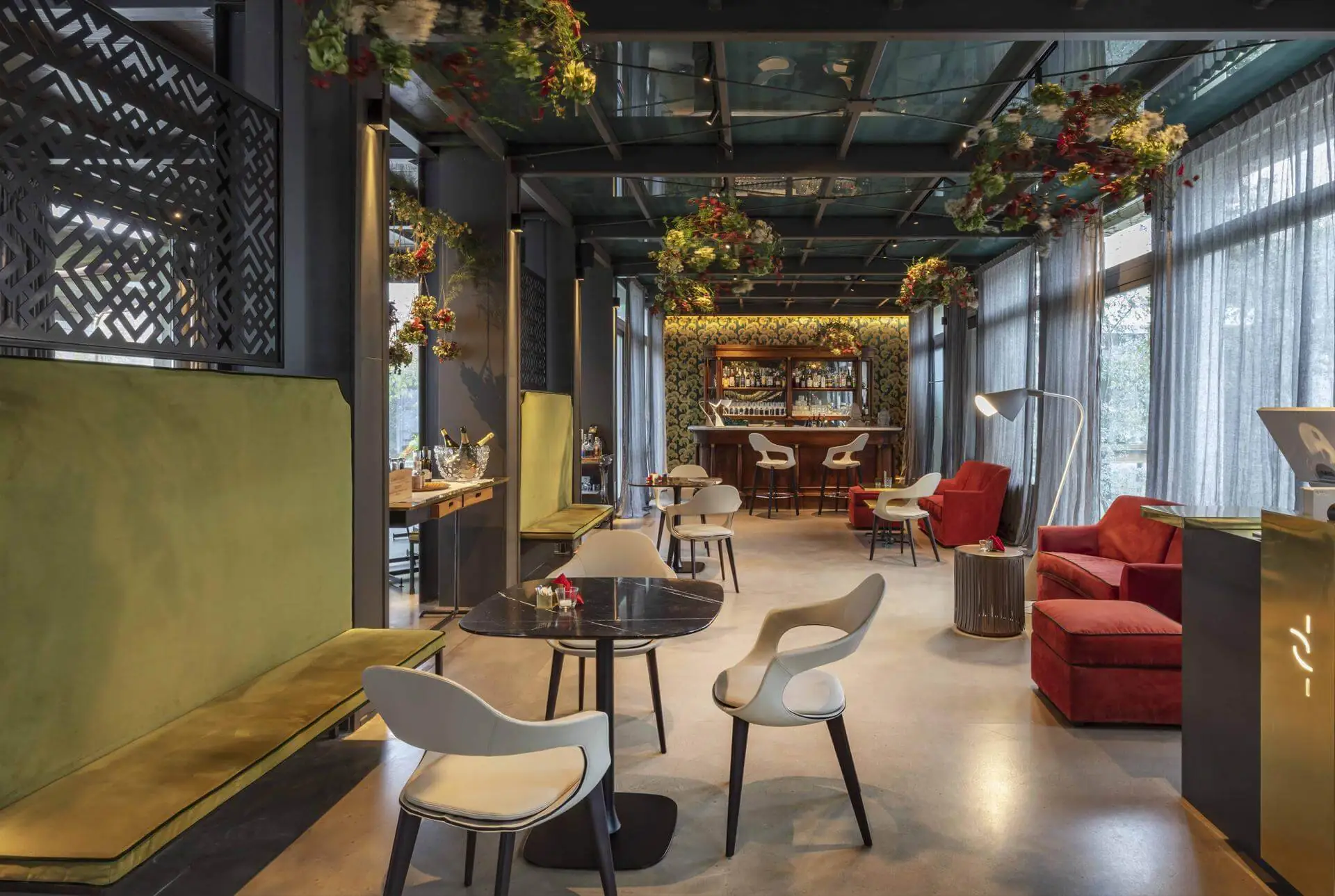 Lomacasa_Pellizzoni_Frenchkiss-Poltrona_Galleria-4