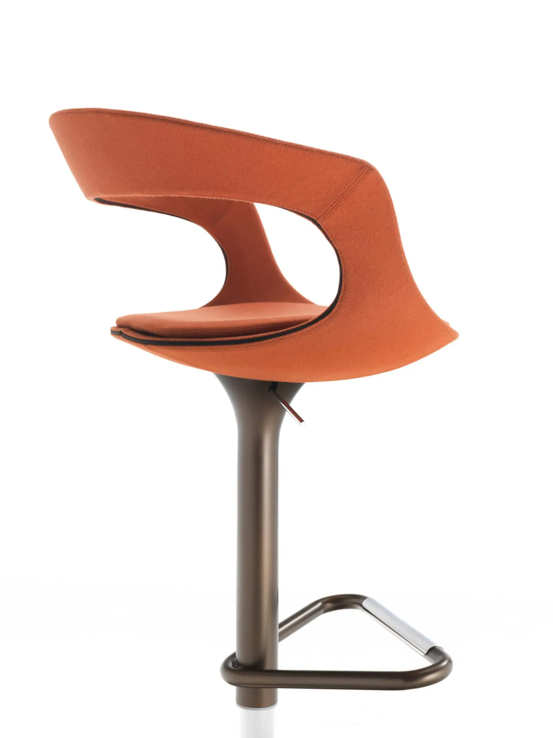 Lomacasa_Pellizzoni_Frenchkiss-Swivel-Sgabello_Galleria-1