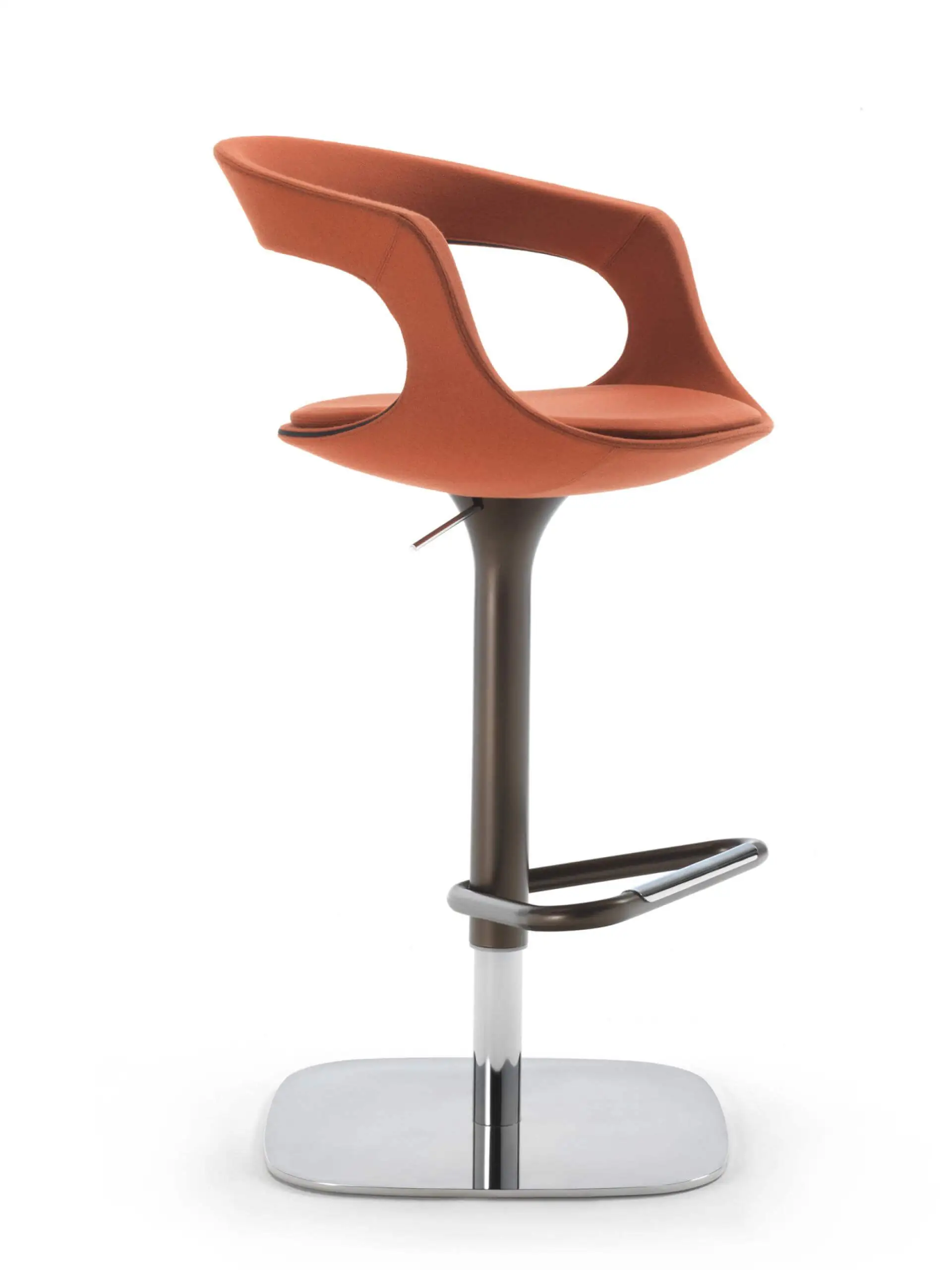 Lomacasa_Pellizzoni_Frenchkiss-Swivel-Sgabello_Galleria-2