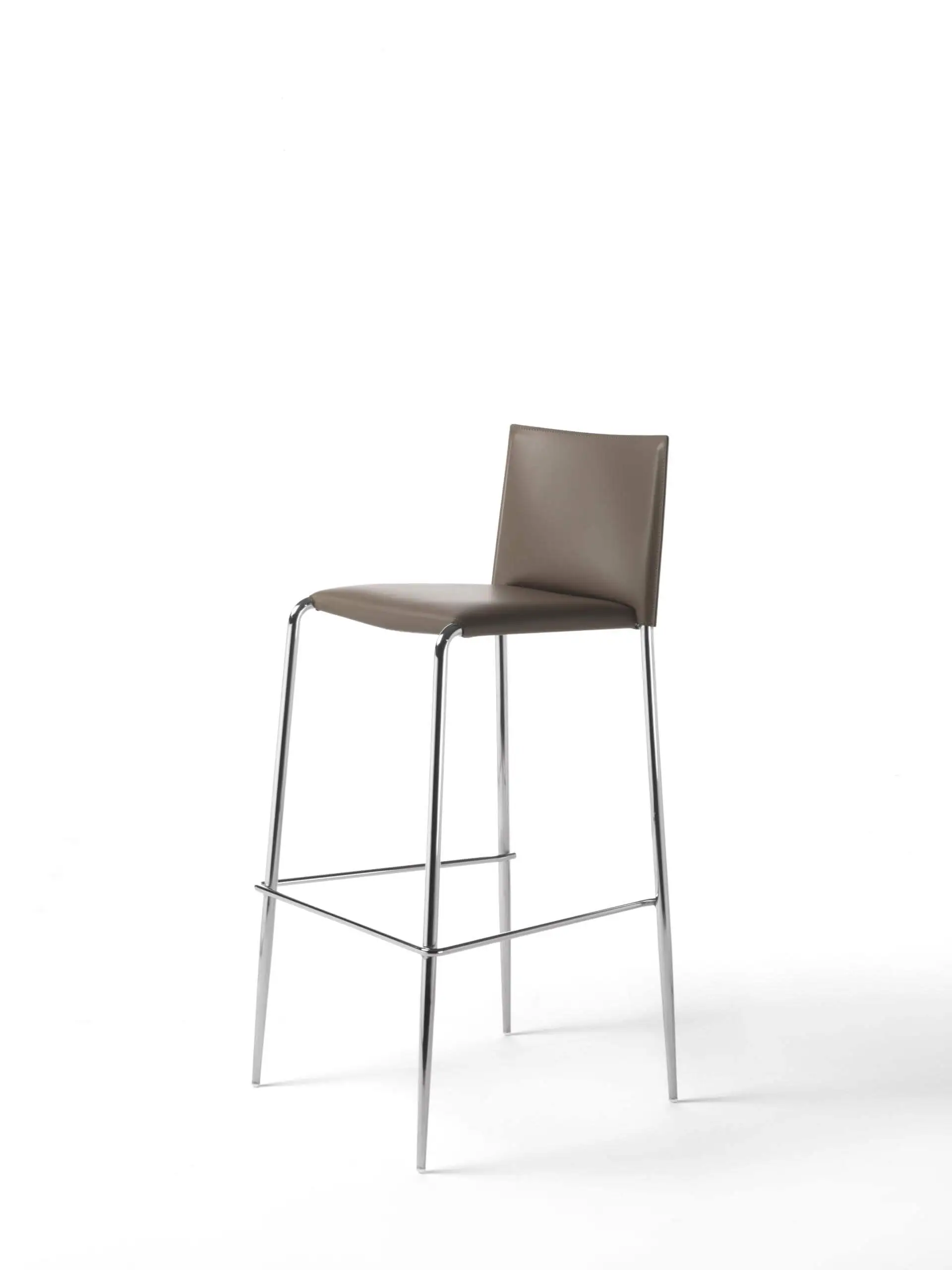 Lomacasa_Pellizzoni_Gazzella-Sgabello_Galleria-7