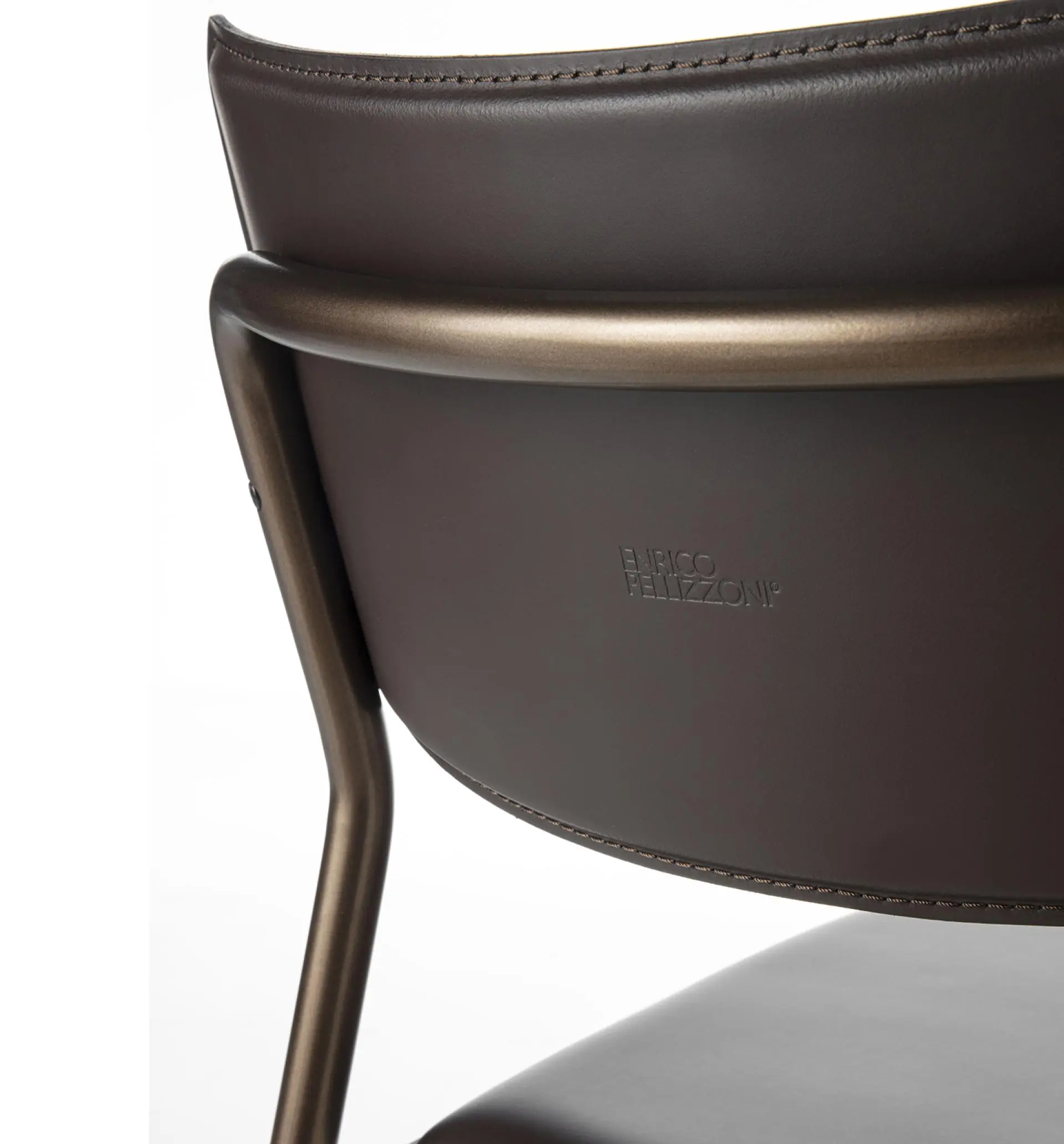 Lomacasa_Pellizzoni_Isotta-Sedia_Galleria-1