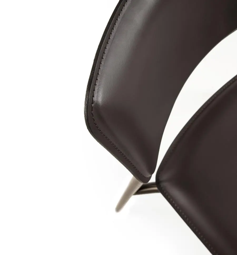 Lomacasa_Pellizzoni_Isotta-Sedia_Galleria-2