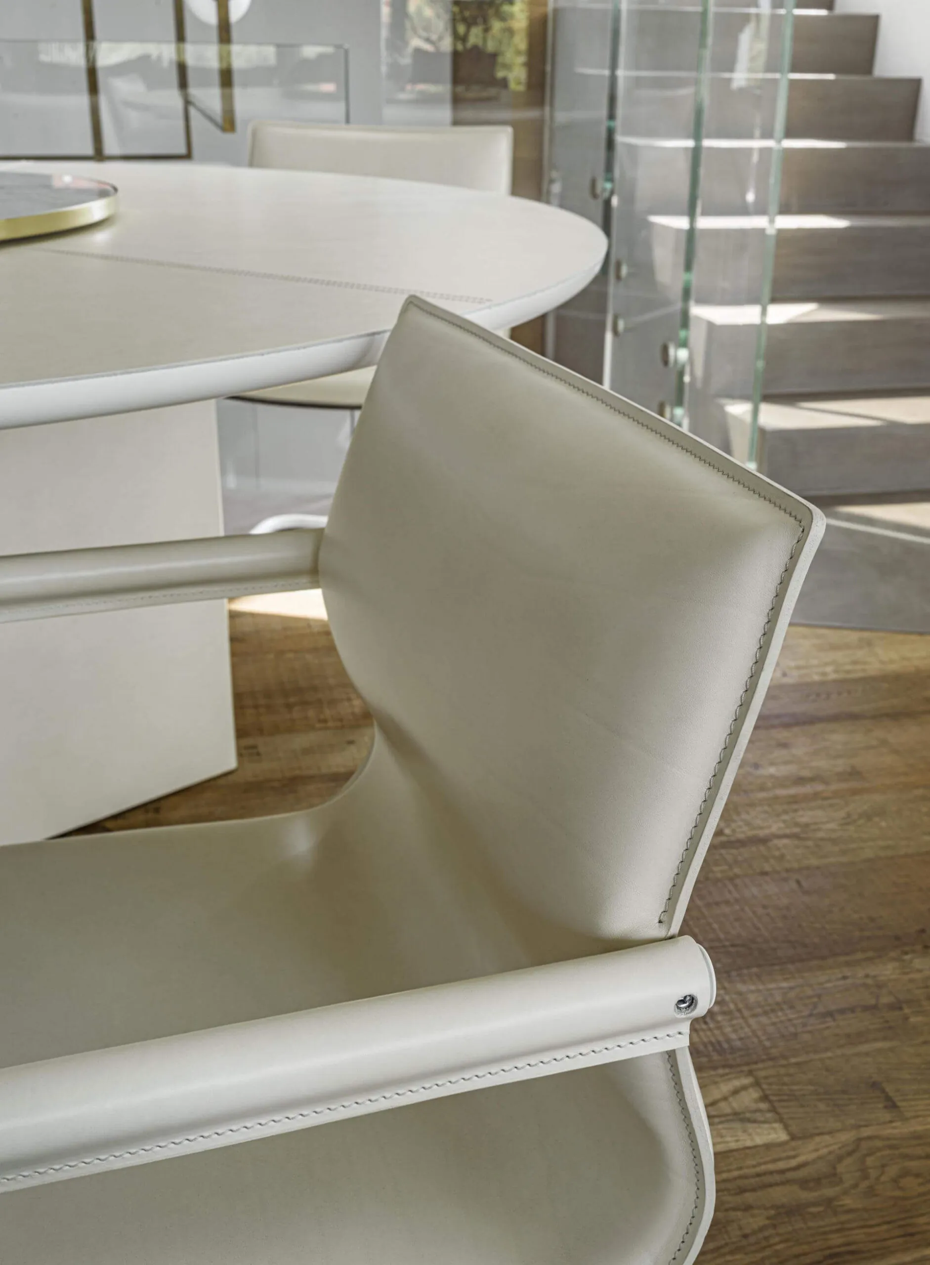 Lomacasa_Pellizzoni_Lybra-Poltrona_Galleria-2