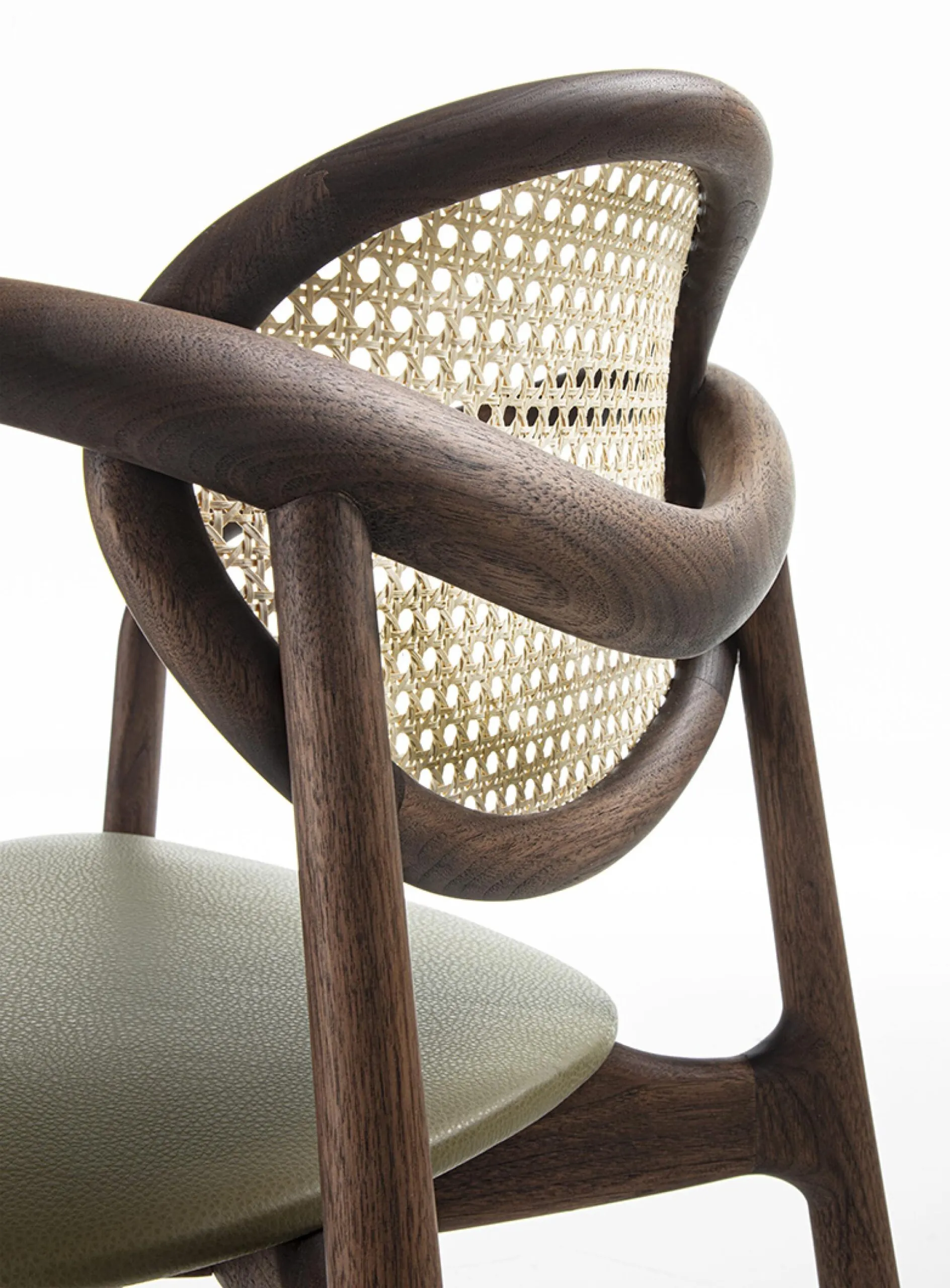 Lomacasa_Pellizzoni_Marlena-Poltrona_Galleria-1