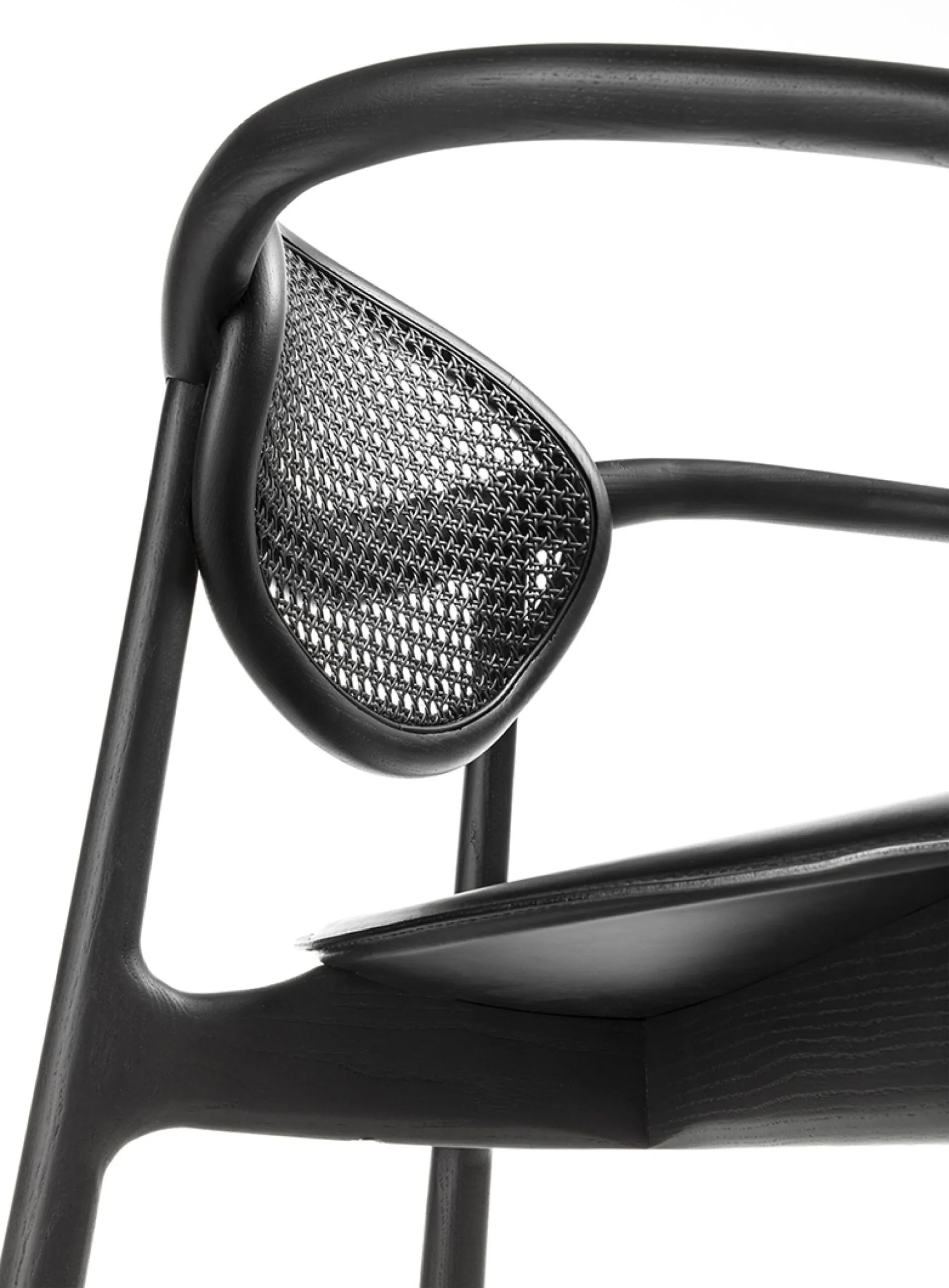 Lomacasa_Pellizzoni_Marlena-Poltrona_Galleria-3