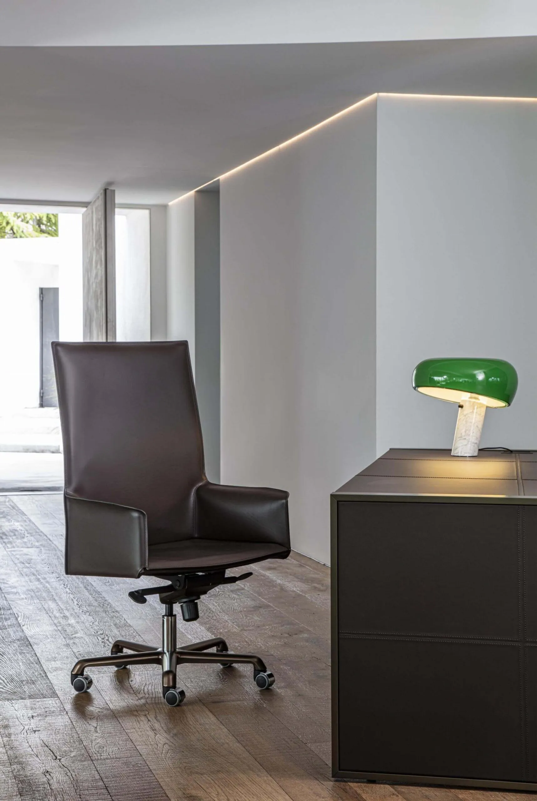 Lomacasa_Pellizzoni_Pasqualina-Sedia da ufficio_Galleria-11